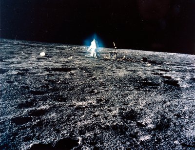 Bemannad rymdflygning, USA, Apollo 12 Apollo 12-astronaut på månen av Ferdinand Georg Waldmuller
