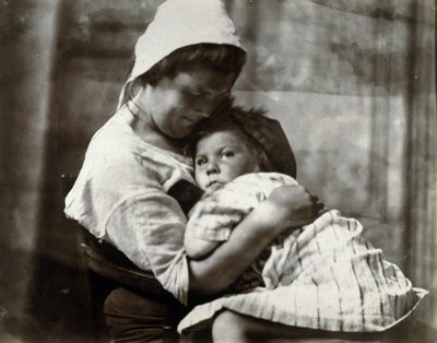 Porträtt av en mor och hennes dotter, cirka 1900-1905 av Frederick (attr. to) Barnard