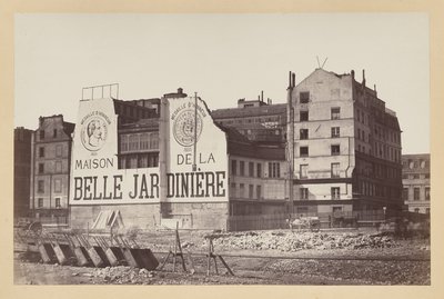 La Belle Jardinière: butiken på rue de la Cité under rivningen, Paris av attributed to Charles Marville