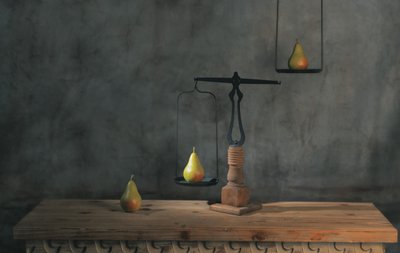 Rustik päronbalans av chenyi wang