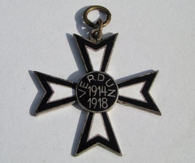 Verdun-korset till minne av slaget vid Verdun av decorations and medals Orders