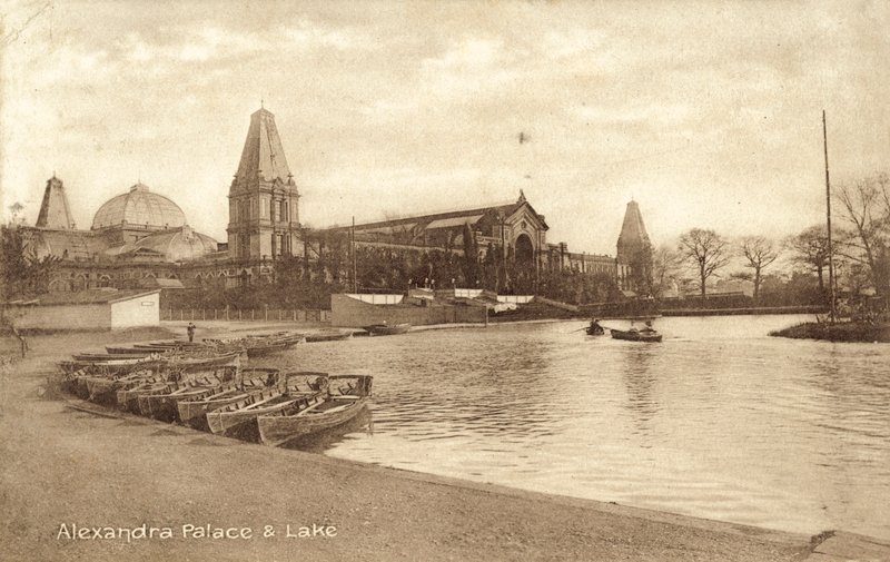 Alexandra Palace, Lake (s/v foto) av (after) English photographer