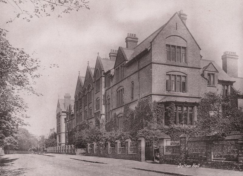 Manchester: Dalton Hall (svartvitt foto) av (after) English photographer