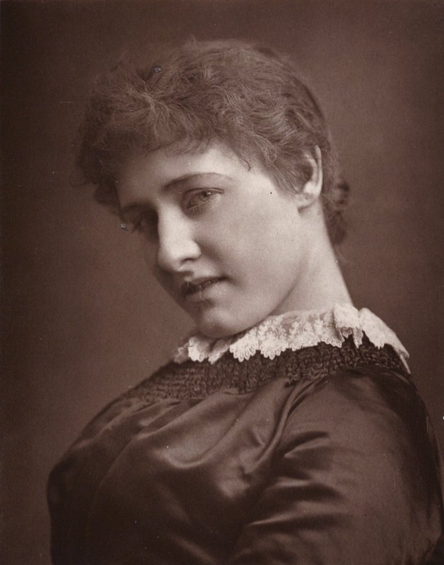 Miss Mary Rorke (svartvitt foto) av (after) English photographer