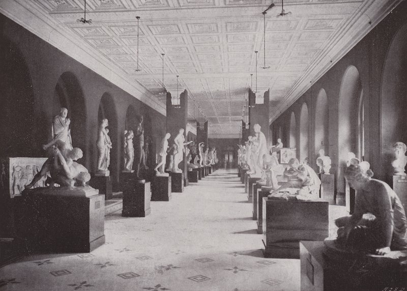 Sculpture Hall, Victoria and Albert Museum (s/h foto) swed av (after) English photographer