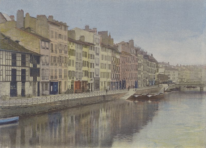 Bayonne, en kaj i Nive (färgad bild) av (after) French Photographer