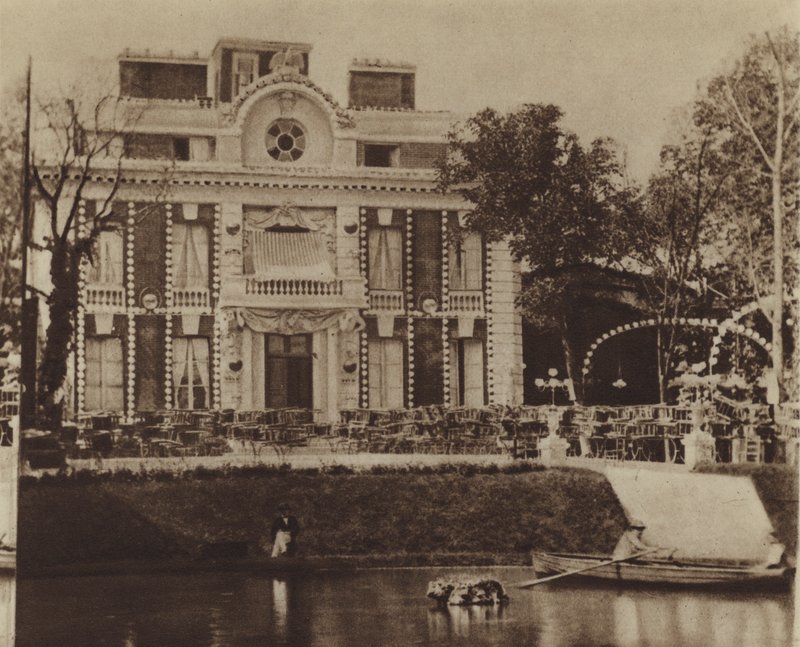 Le Chateau-Rouge trädgårdar och lundar (s/v foto) av (after) French Photographer