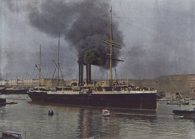 Marseille, A Ship of the Messageries Maritimes Leaving the Port (färgad bild) av (after) French Photographer