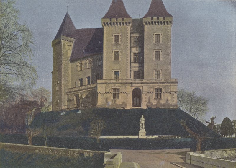 Pau, Le Chateau (färgad bild) av (after) French Photographer