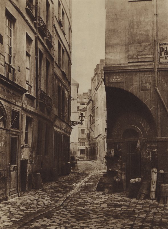 Rue des Marmousets 1864, tagen från rue Saint-Landry, låg på platsen för det nya Hotel-Dieu (s/v foto) av (after) French Photographer