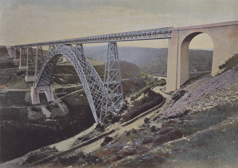 Garabit Viaduct (färgad bild) av (after) French Photographer