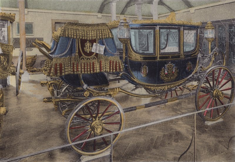 Voiture du Czar, tsarens transport (färgad bild) av (after) French Photographer