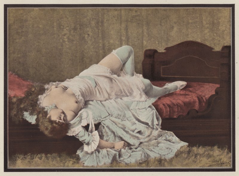 Kvinna liggande på en säng (färg litho) av Adolphe Frederic Lejeune