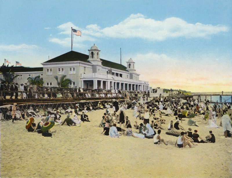 Bathing Beach and Casino, Palm Beach, Florida (foto) av American Photographer (after)