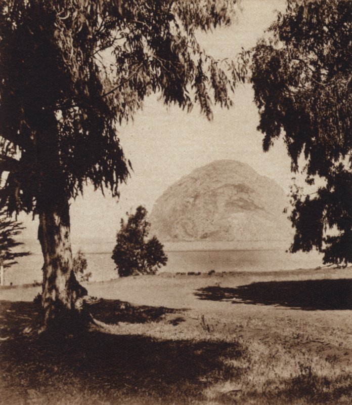Kalifornien: Morro Rock (s/v foto) av American Photographer (after)