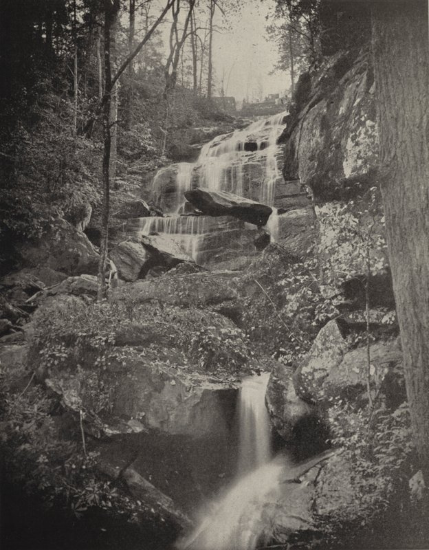 Fall Creek Cascade, North Carolina (s/v foto) av American Photographer (after)