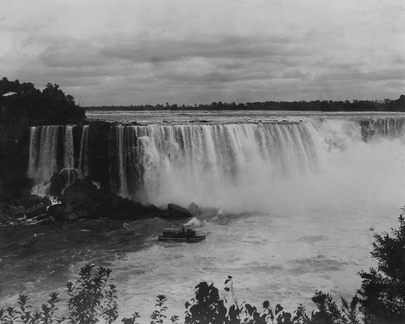 Niagara Falls, New York, USA (s/v foto) av American Photographer (after)
