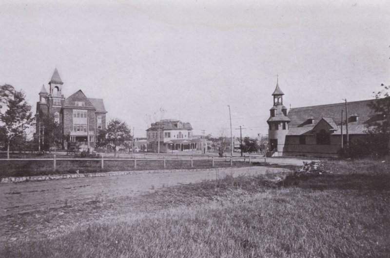 Old Orchard Beach, Maine: Town Hall and Public Library; Postkontor; St Margaret