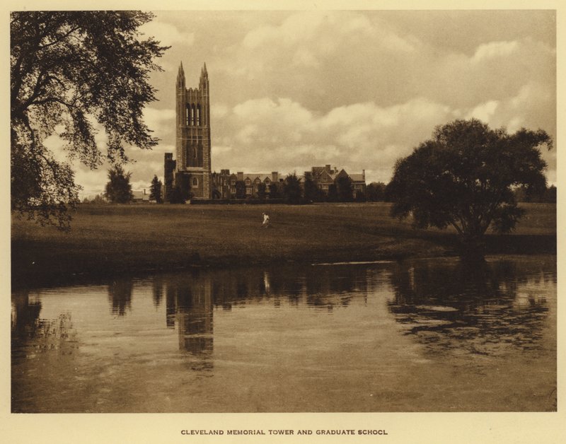 Princeton University: Cleveland Memorial Tower and Graduate School (s/v foto) av American Photographer (after)