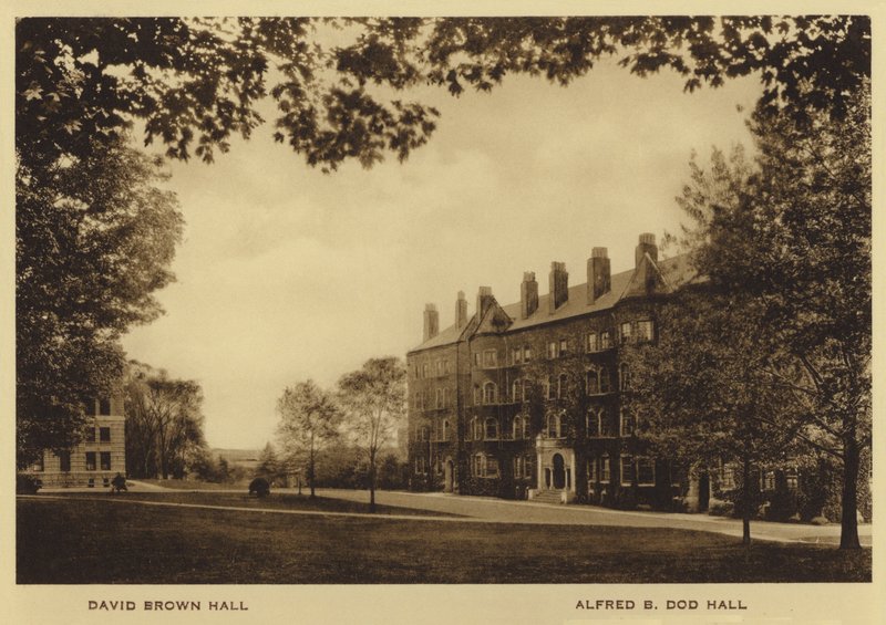 Princeton University: David Brown Hall; Alfred B Dod Hall (s/v foto) av American Photographer (after)