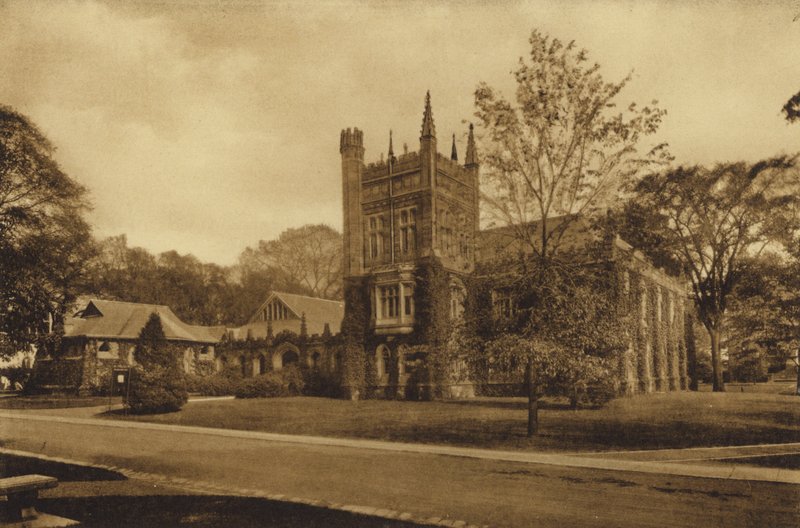 Princeton University: Murray-Dodge Hall (s/v foto) av American Photographer (after)