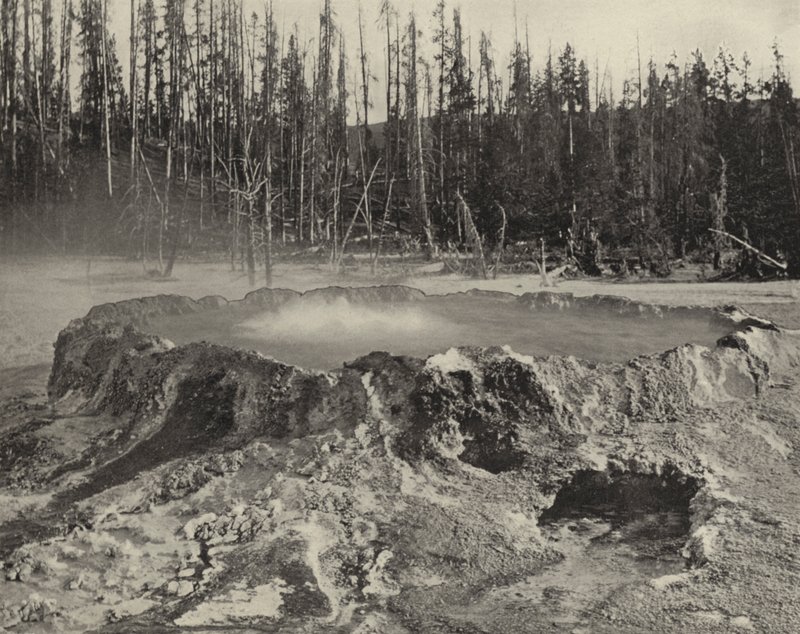 The Punch Bowl, Yellowstone National Park (s/v foto) av American Photographer (after)