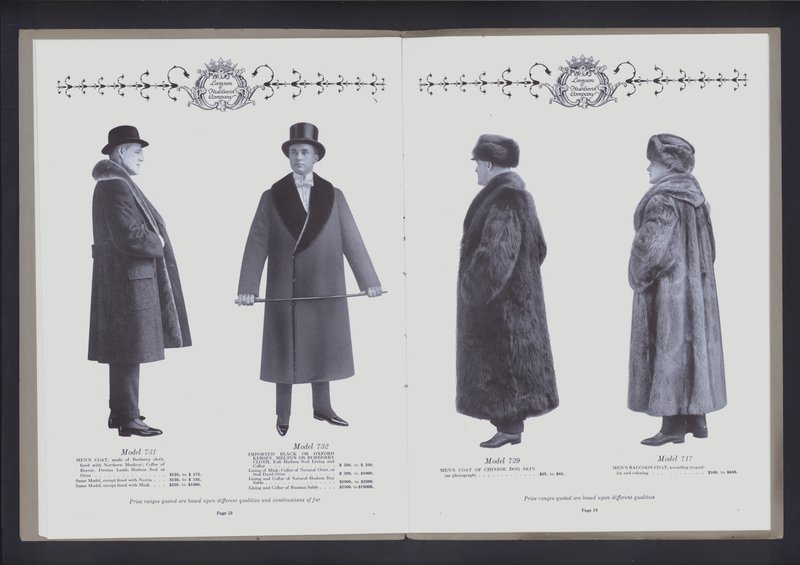 Tvåsidigt uppslag från The Theatre of Fur Fashion (s/v foto) av American Photographer (after)