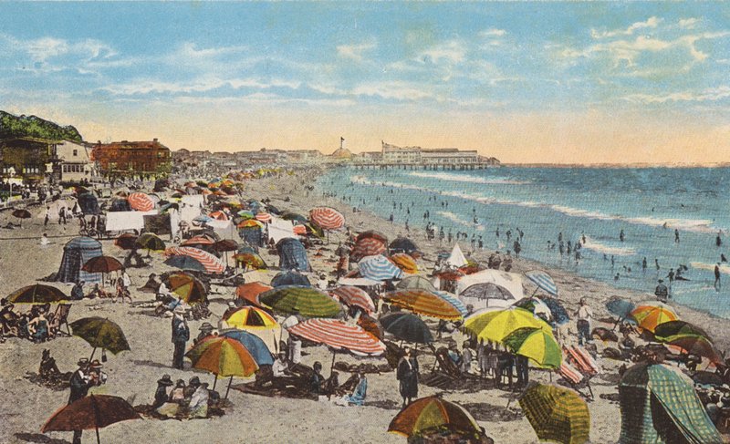 Kalifornien: "Movie Beach", Crystal Pier, Santa Monica, Kalifornien (färgfoto) av American Photographer