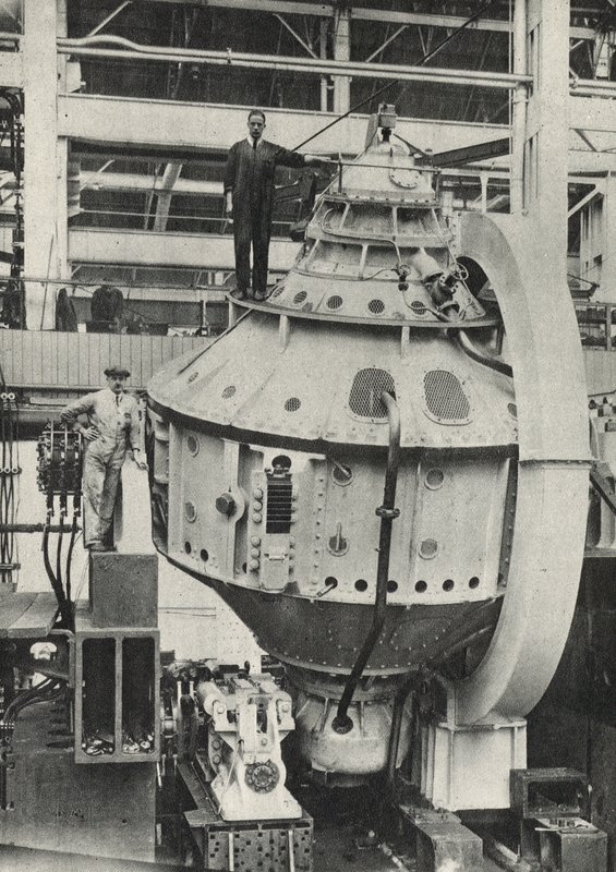 Gyrostabilisator från det italienska linjeskeppet Conte di Savoia (svartvitt foto) av American Photographer