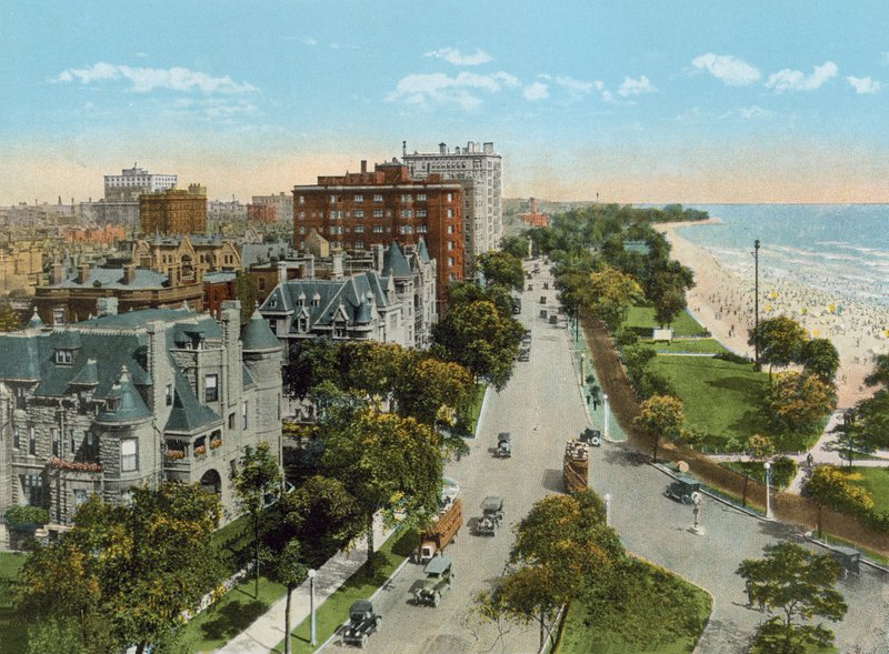 Lake Shore Drive, norr om Drake Hotel (färgad bild) av American Photographer