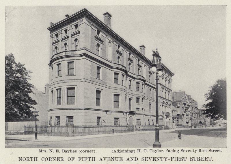 Norra hörnet av Fifth Avenue och Seventy-First Street (s/v foto) av American Photographer