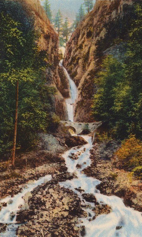 Wah-Kee-Na Falls (färgfoto) av American Photographer