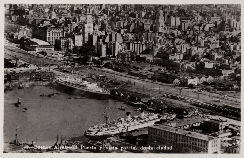 Hamn och partiell utsikt över staden, Buenos Aires, Argentina av Argentinian Photographer