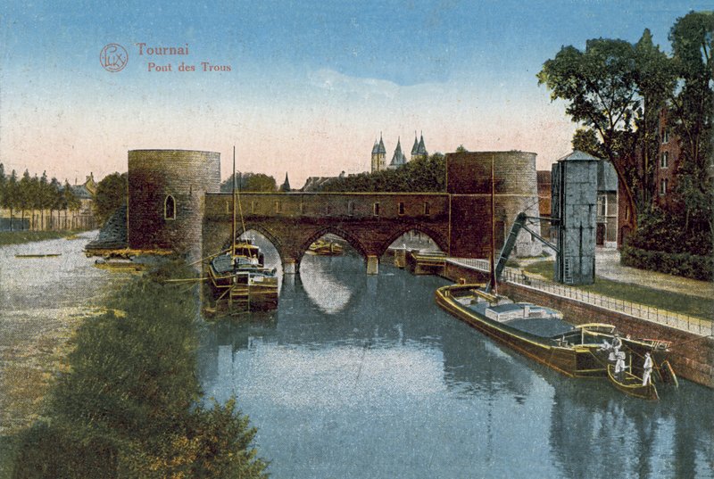 Tournai: Pont des Trous (foto i färg) av Belgian Photographer