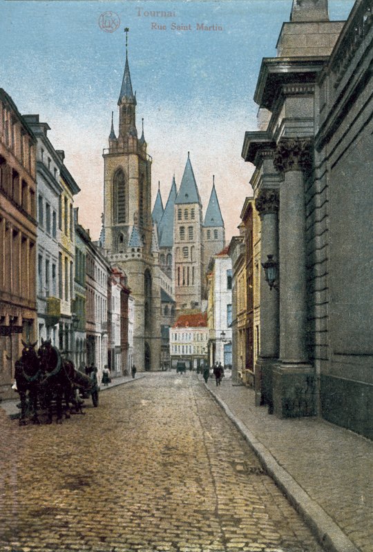 Tournai: Rue Saint Martin (färgat foto) av Belgian Photographer