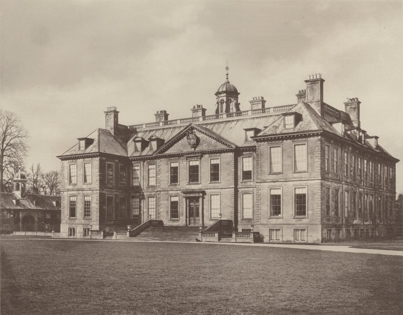 Belton House, Grantham, the Entrance Front  av Charles Latham