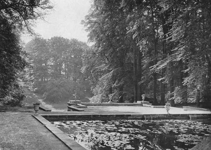 South Pond Terrass av Charles Latham