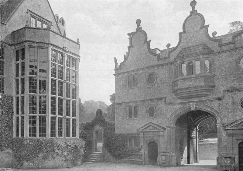 Stanway: The Forecourt och Gate-House av Charles Latham