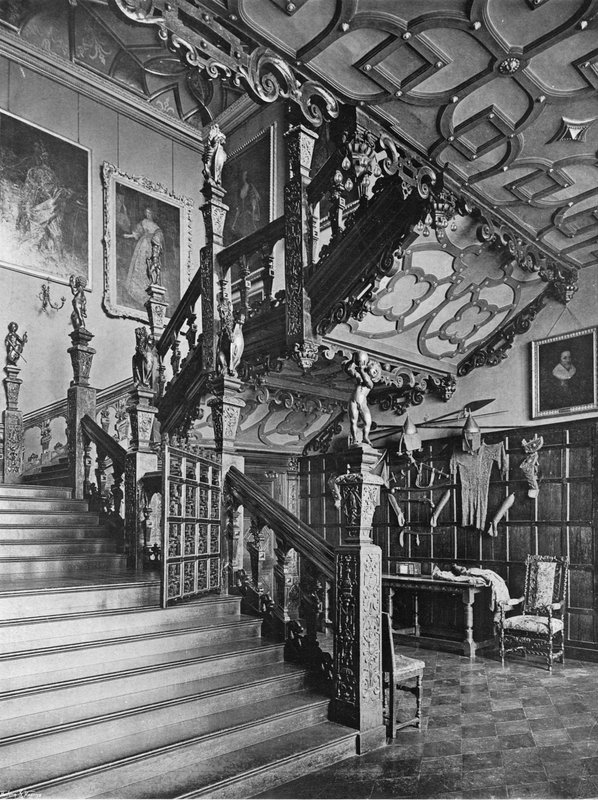 The Foot of the Grand Stairway (s/v foto) av Charles Latham