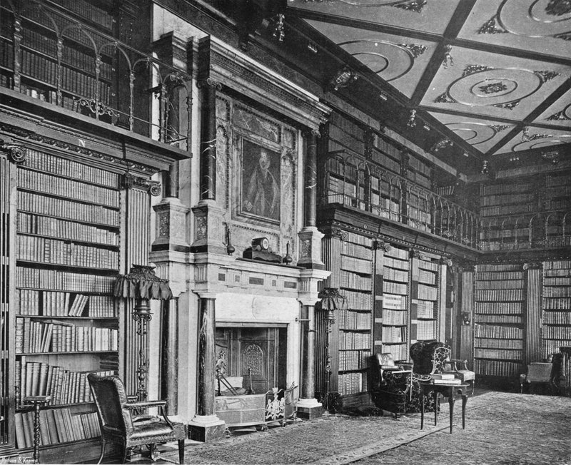 Biblioteket (s/v foto) av Charles Latham