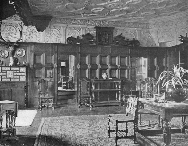 Skärmen i hallen, North-East End av Charles Latham