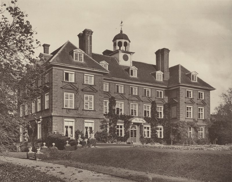 Tyttenhanger, Herts, the South Front  av Charles Latham