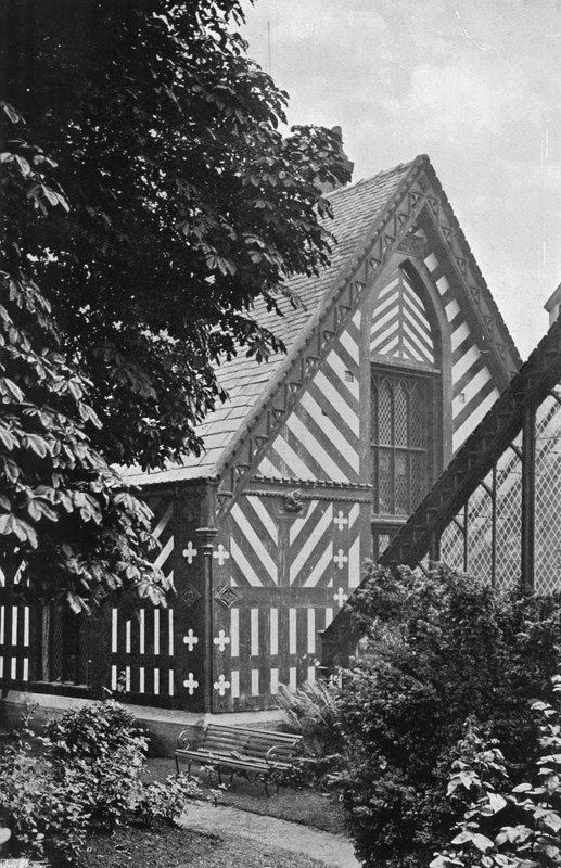 West End of the Ancient Hall (s/v foto) av Charles Latham