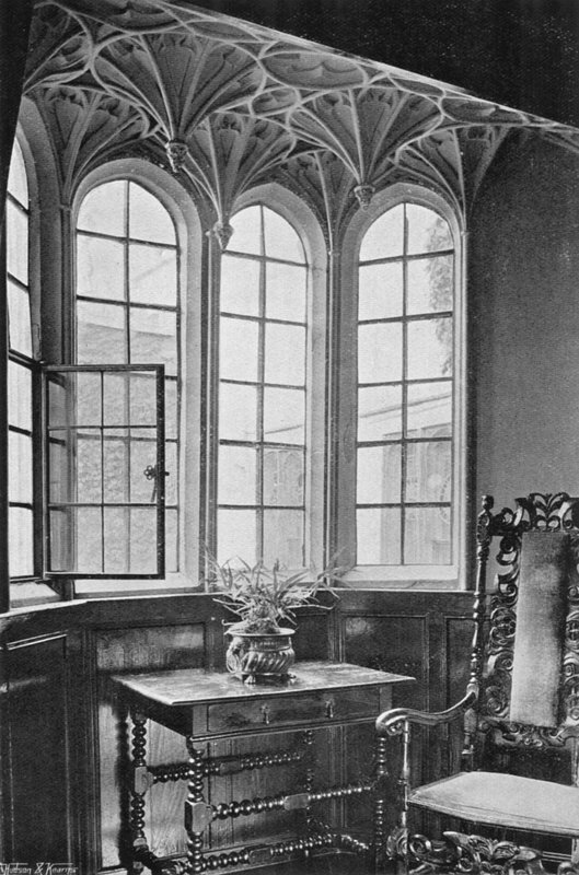 Fönster i biblioteket av Charles Latham