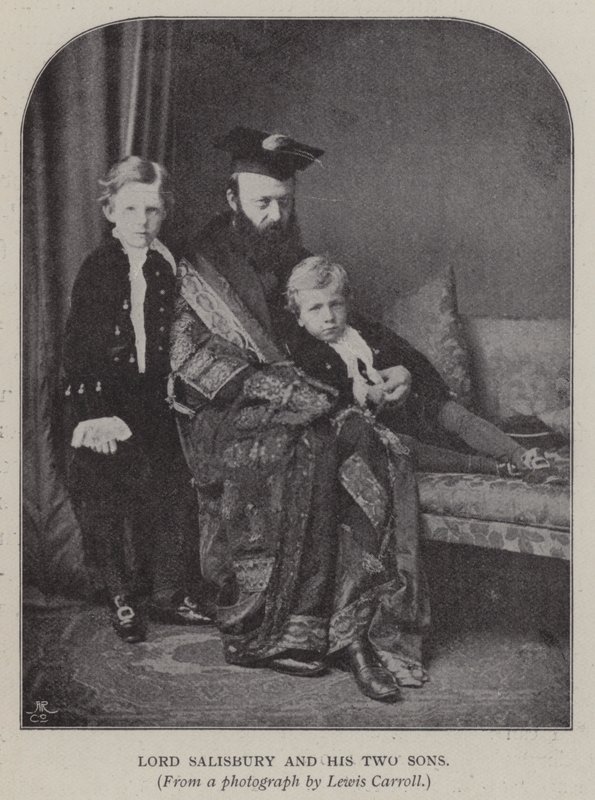 Lord Salisbury och hans två söner (s/v foto) av Charles Lutwidge Dodgson