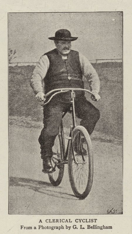 En kyrklig cyklist av English Photographer
