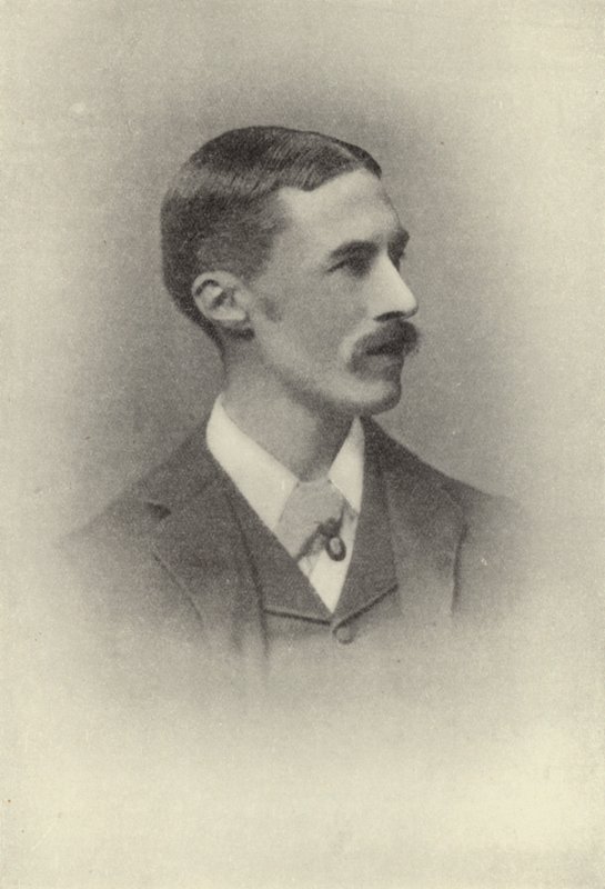 A E Housman, i London 1896 (s/v foto) av English Photographer