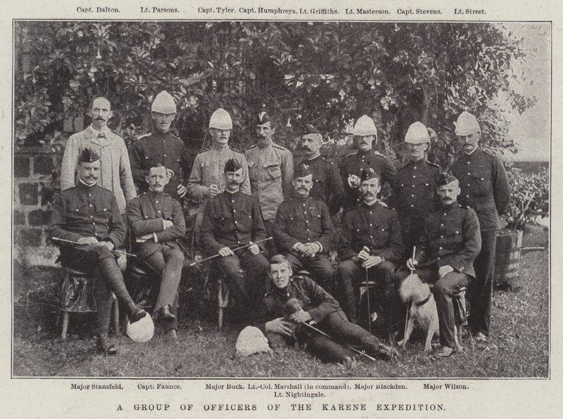 En grupp officerare från Karene-expeditionen av English Photographer