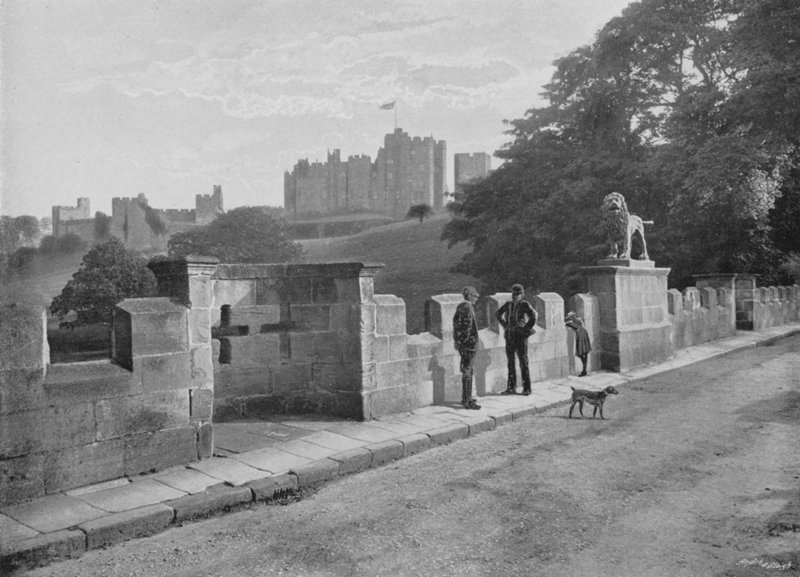 Alnwick, lejonbron och slottet av English Photographer