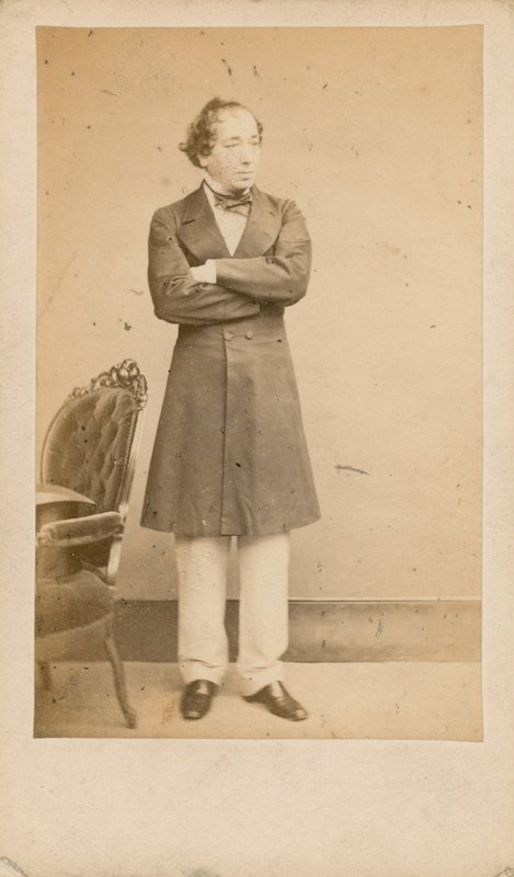 Benjamin Disraeli av English Photographer